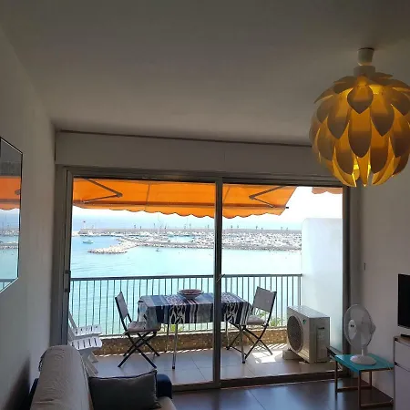 Etoile De * Menton